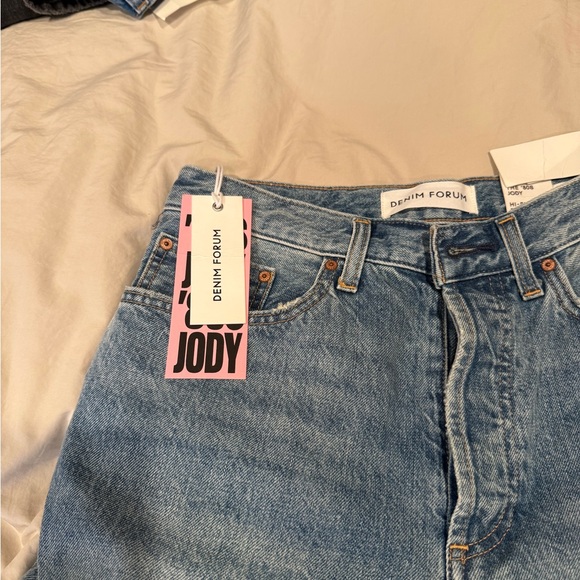 Aritzia Denim Forum The '80s Jody Hi-rise Baggy Taper Jean NWT - Picture 5 of 8